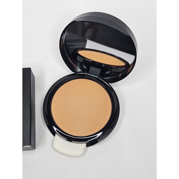Younique Touch Complexion+ Pressed Powder Foundation Satin .21oz New in Box - Picture 2 of 7